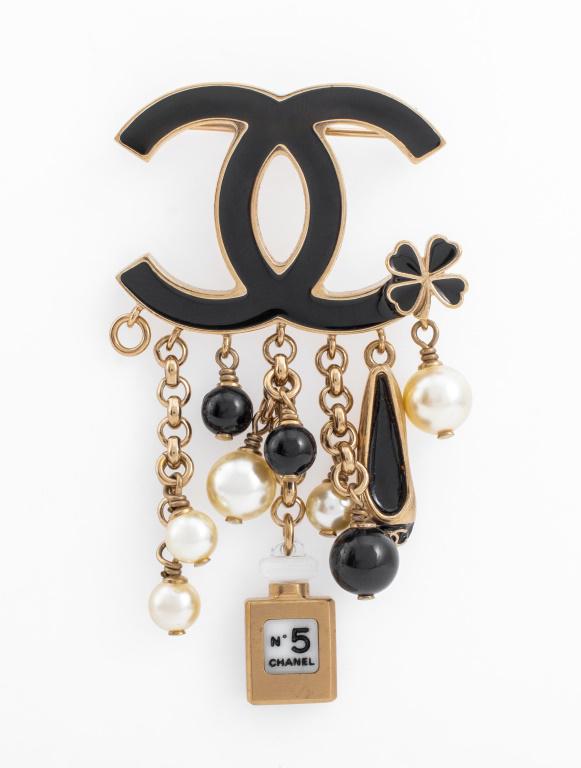 Chanel Runway Lucky Charm Pin (1 of 7)