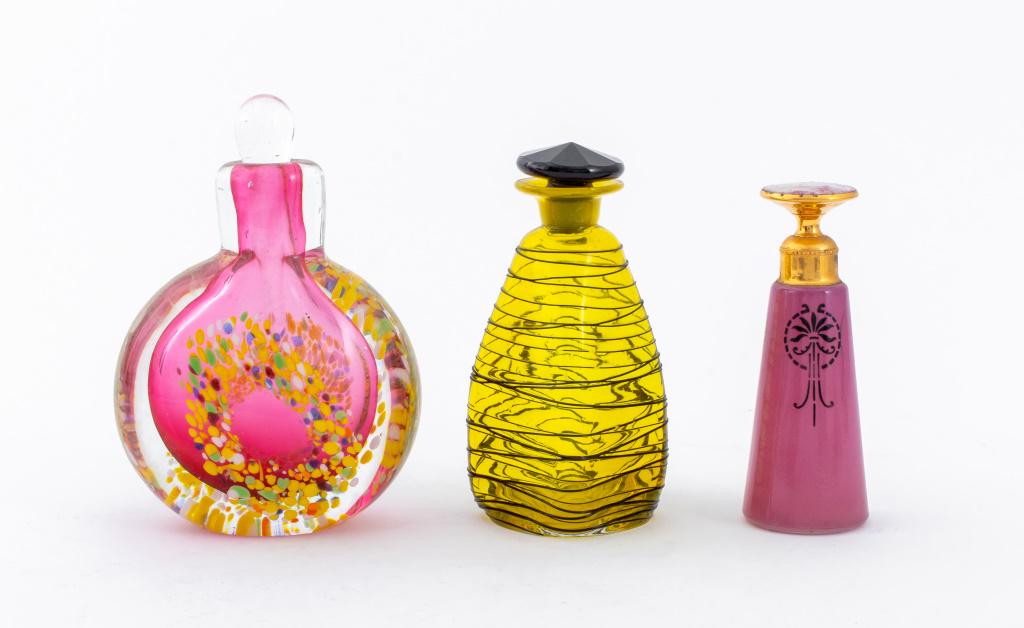 Pink & Yellow Glass Stoppered Jars, 3 (1 of 10)