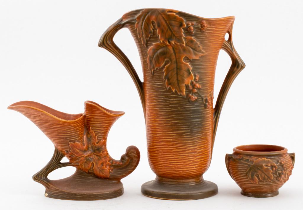 Roseville Pottery Bushberry Ceramic Vessels, 3 Pcs (1 of 11)