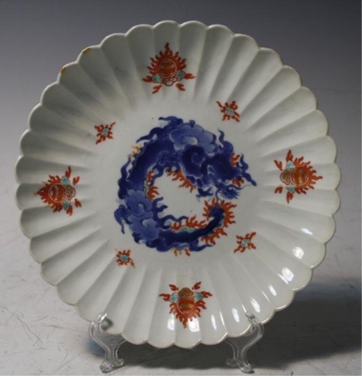 Japanese Kakiemon Iro-e Porcelain Dish Edo Period: Kakiemon iro-e chrysanthemum form porcelain dish with dragon, Japan, Edo period (1615-1868), eighteenth century; unmarked. Dimensions: 1-1/4"H x 8-1/2" diameter