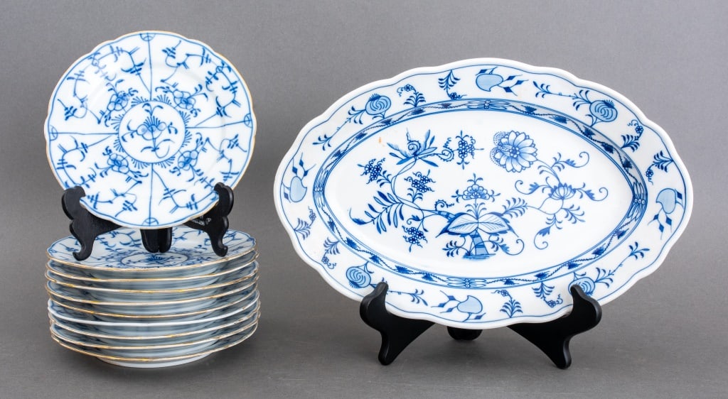 Meissen, Etc. Porcelain "Blue Onion" Dishes, 11 (1 of 12)
