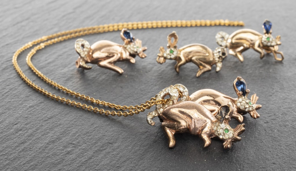 Coro Craft Vermeil Mouse Pin & Earrings Suite (1 of 12)
