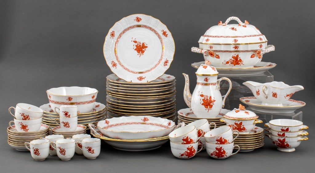 Herend Chinese Bouquet Rust Dinner Service, 12 (1 of 19)
