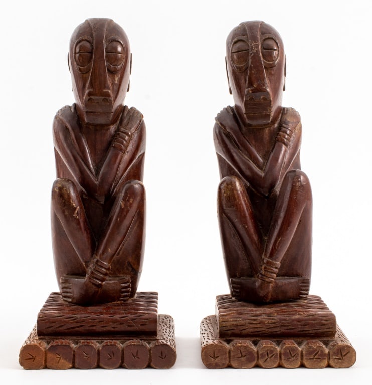 Latin American Carved Wood Sculptures, Pair (1 of 11)