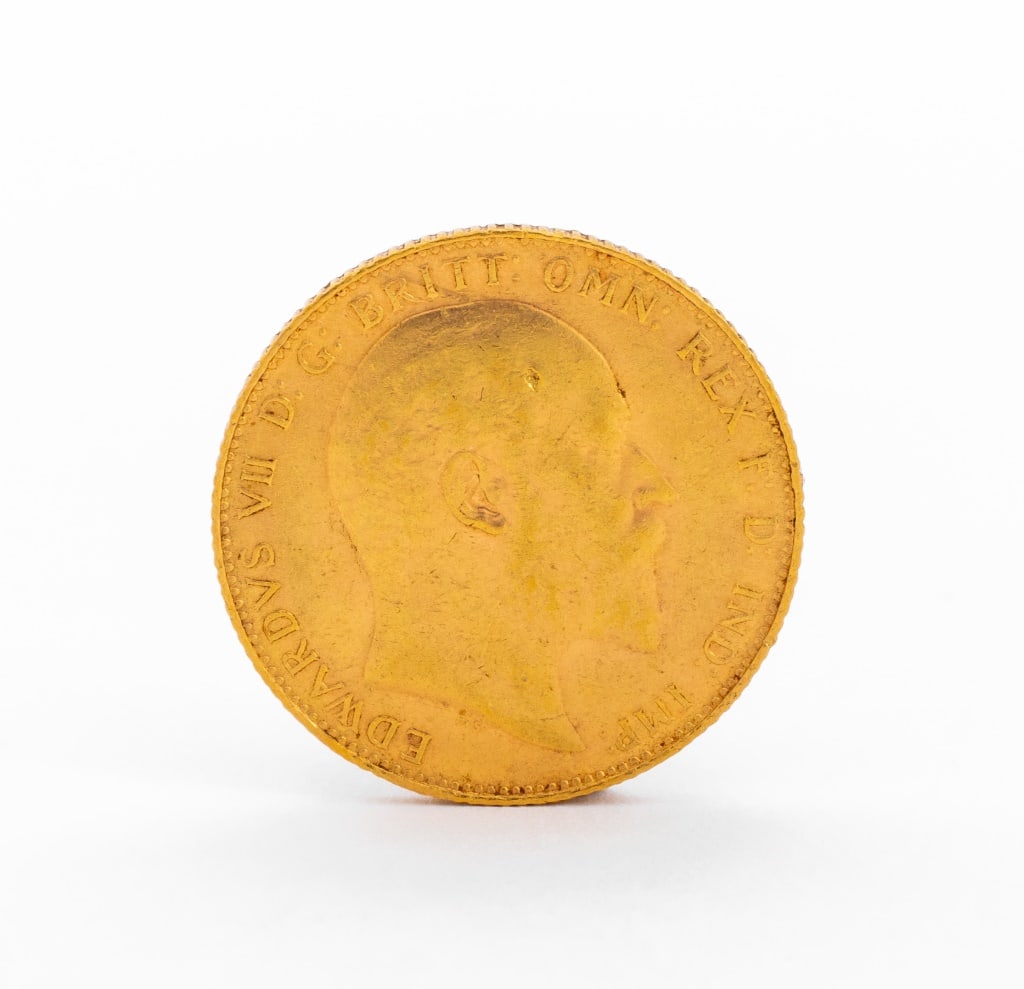 English 1907 22K Gold Sovereign Coin (1 of 4)