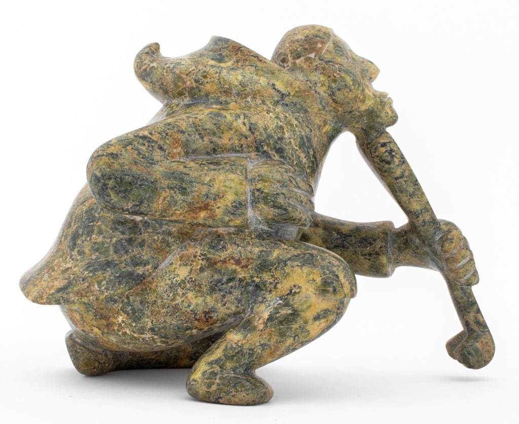 Eegyvudluk Pootoogook Serpentine Sculpture (1 of 9)