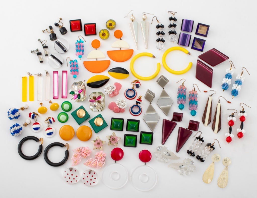 Bakelite and Resin Earrings, 42 Pairs (1 of 9)