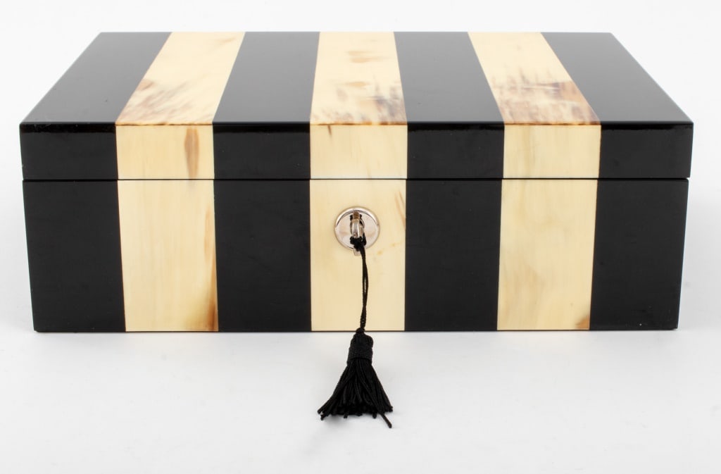 Italian Arcahorn Jewelry Box (1 of 11)