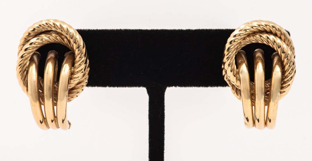 Vintage 1980s 14K Yellow Gold Knot Earrings (1 of 6)
