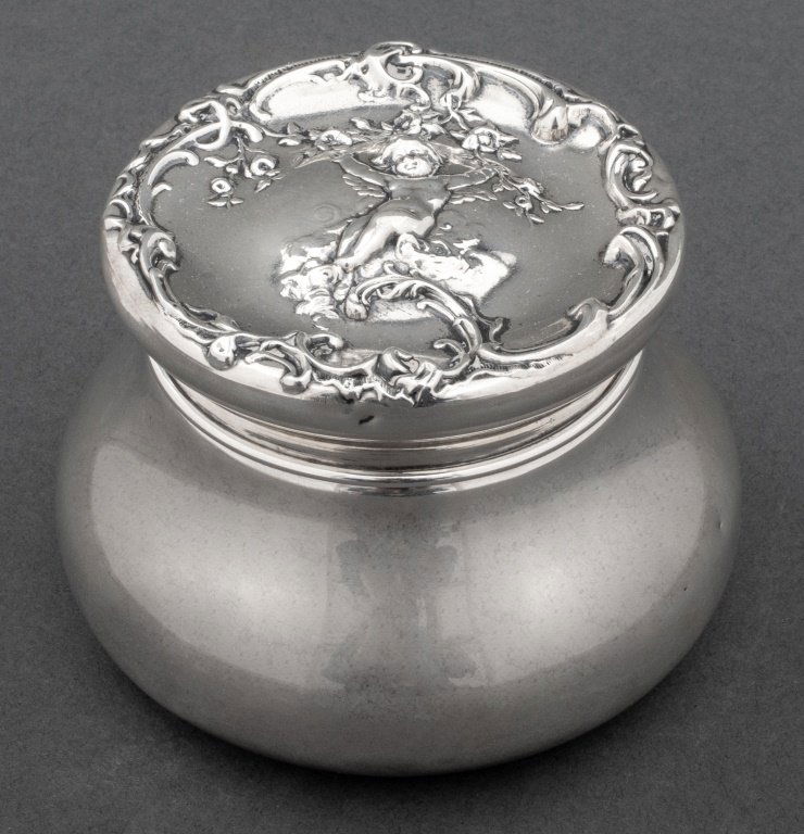 Mauser Mfg. Co. Art Nouveau Sterling Vanity Box (1 of 9)