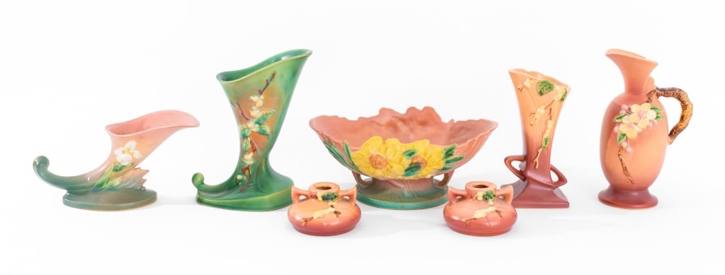 Roseville Art Pottery Vessels, 7 (1 of 16)