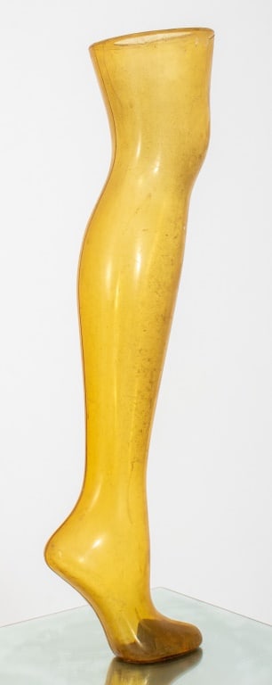 Shoe Form Co. of Auburn, NY Full Leg Display Form (1 of 10)