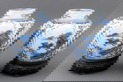 Chinese Kangxi Mark Porcelain Ginger Jars, Pair