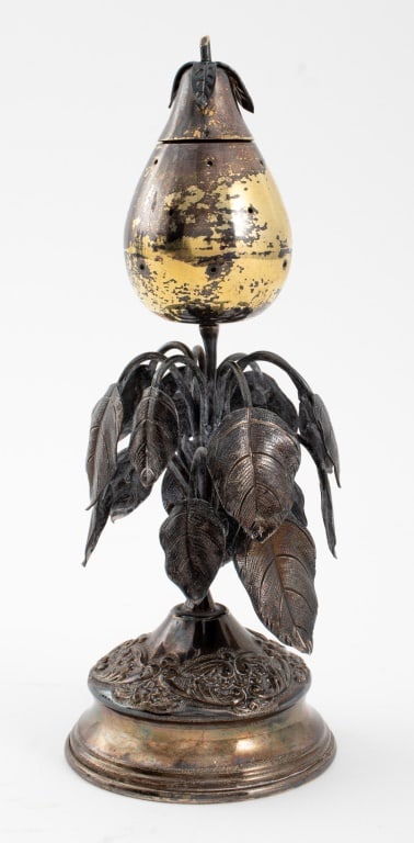 Michael Strauss Silversmiths Sterling Besamim Box (1 of 9)