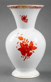 Herend Porcelain Vase "Chinese Bouquet" Rust (1 of 10)