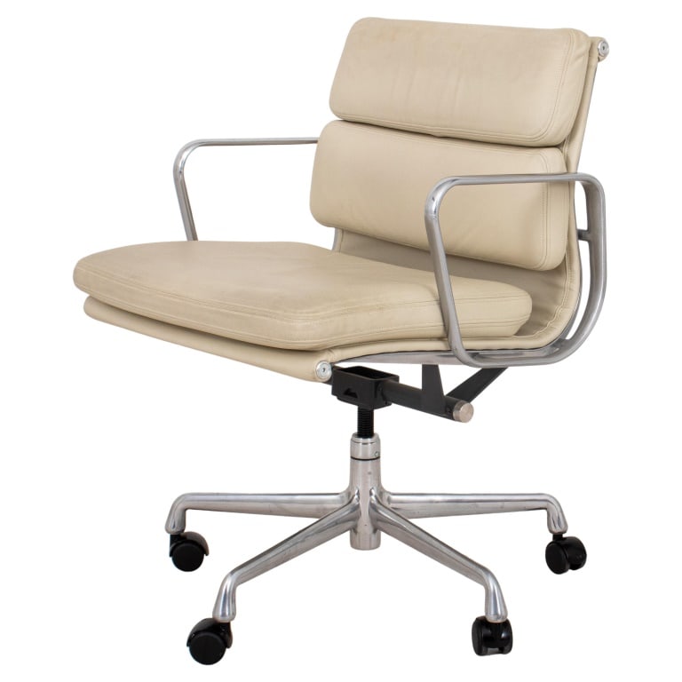 Eames Soft Pad Aluminum Group Office Chair: Eames for Herman Miller Aluminum Group Soft Pad "Executive" Low Back Desk Chair, designed 1958, with beige leather upholstery, adjustable seat, and upon five caster wheels. 33" H x 22.5" W x 21" D. Ke