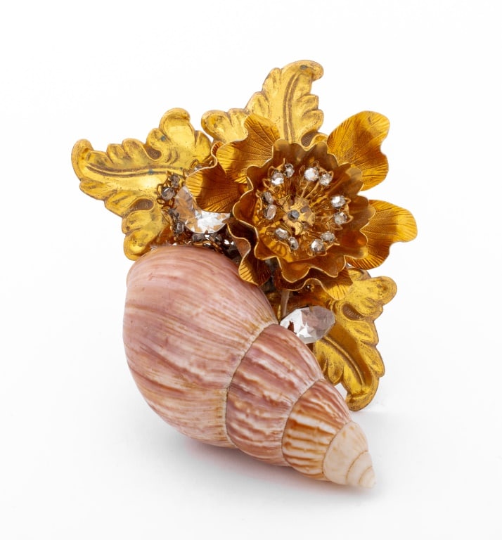 Lawrence Vrba Gold-Tone Statement Brooch (1 of 9)