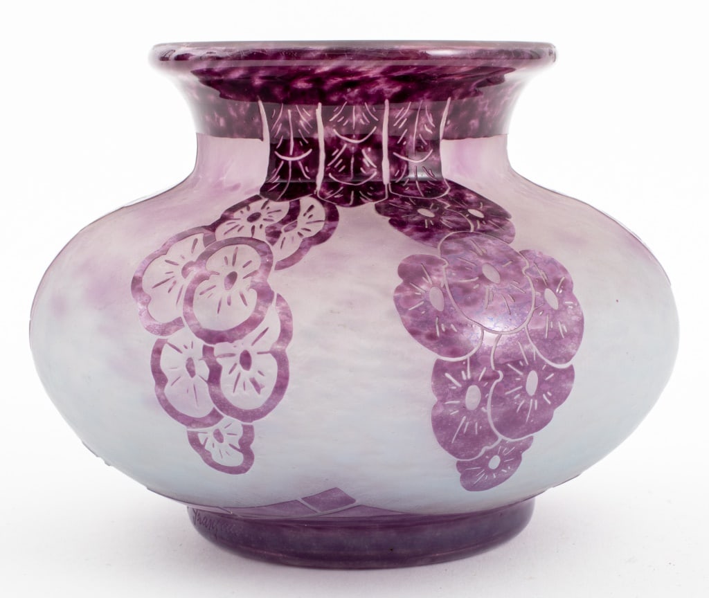 Charder Le Verre Francais Art Deco Glass Vase: Charder Le Verre Francais French Art Deco Cameo Glass Vase for Stewart & Co., New York, in the "Draperie" pattern in violet cameo glass, and signed "Charder" to the side, marked "Stewart et Cie / New