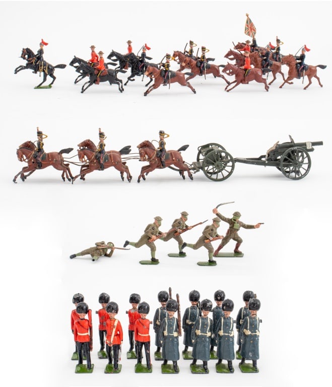 British Artillery Carriage & Lead Soldiers, 33 (1 of 14)