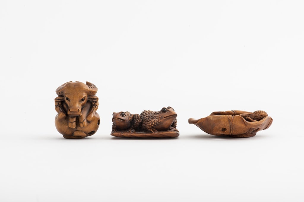 Japanese Signed Carved Wood Animal Netsuke, 3 (1 of 5)