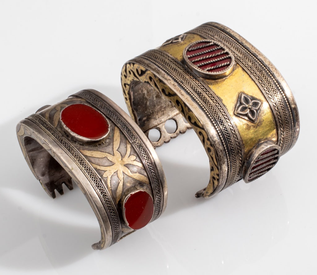 Tekke Turkmen Silver Carnelian & Glass Cuffs, 2 (1 of 11)