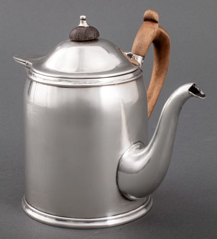 Hamilton & Inches Sterling Silver Chocolate Pot (1 of 13)