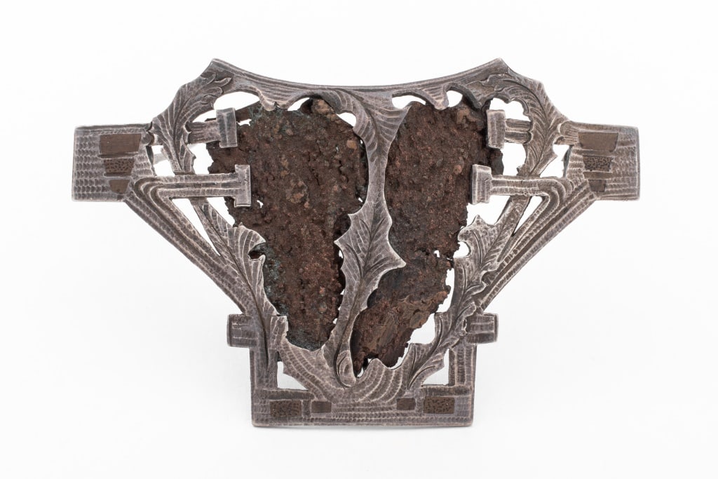 Secessionist Mixed Metal Brooch (1 of 6)