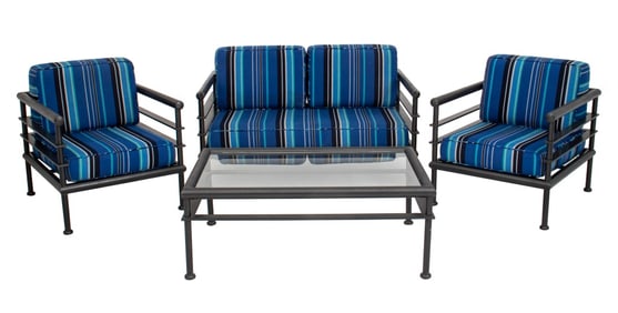 Janus et Cie. Outdoor Patio Set, 4