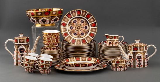 Royal Crown Derby Old Imari Porcelain Service, 73