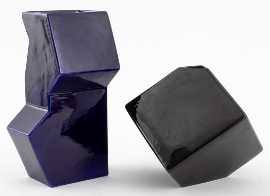 Raymor Italian Geometric Ceramic Vases, 2 (1 of 9)