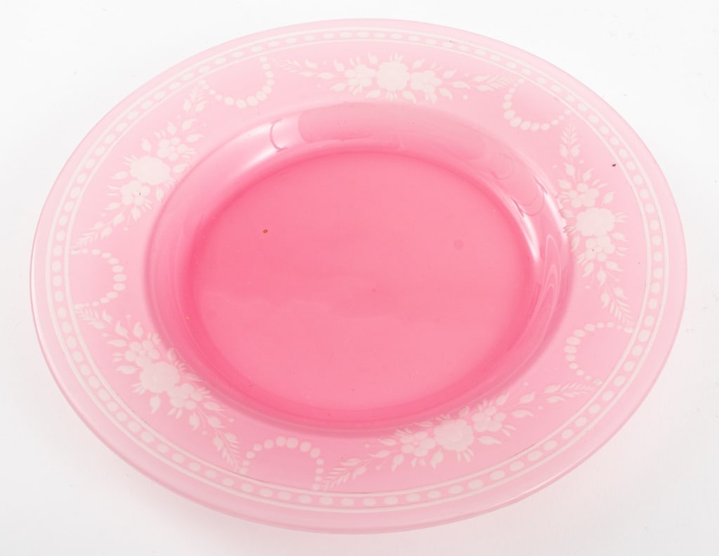 Carder Steuben Rose Quartz Glass Engraved Dish: Frederick Carder (English, 1863-1963) for Steuben Rose Quartz Glass Engraved Dish, shape # 2028, engraved in the "York" pattern. 6" Diameter. Provenance: Property from a private estate in Boynton Beac