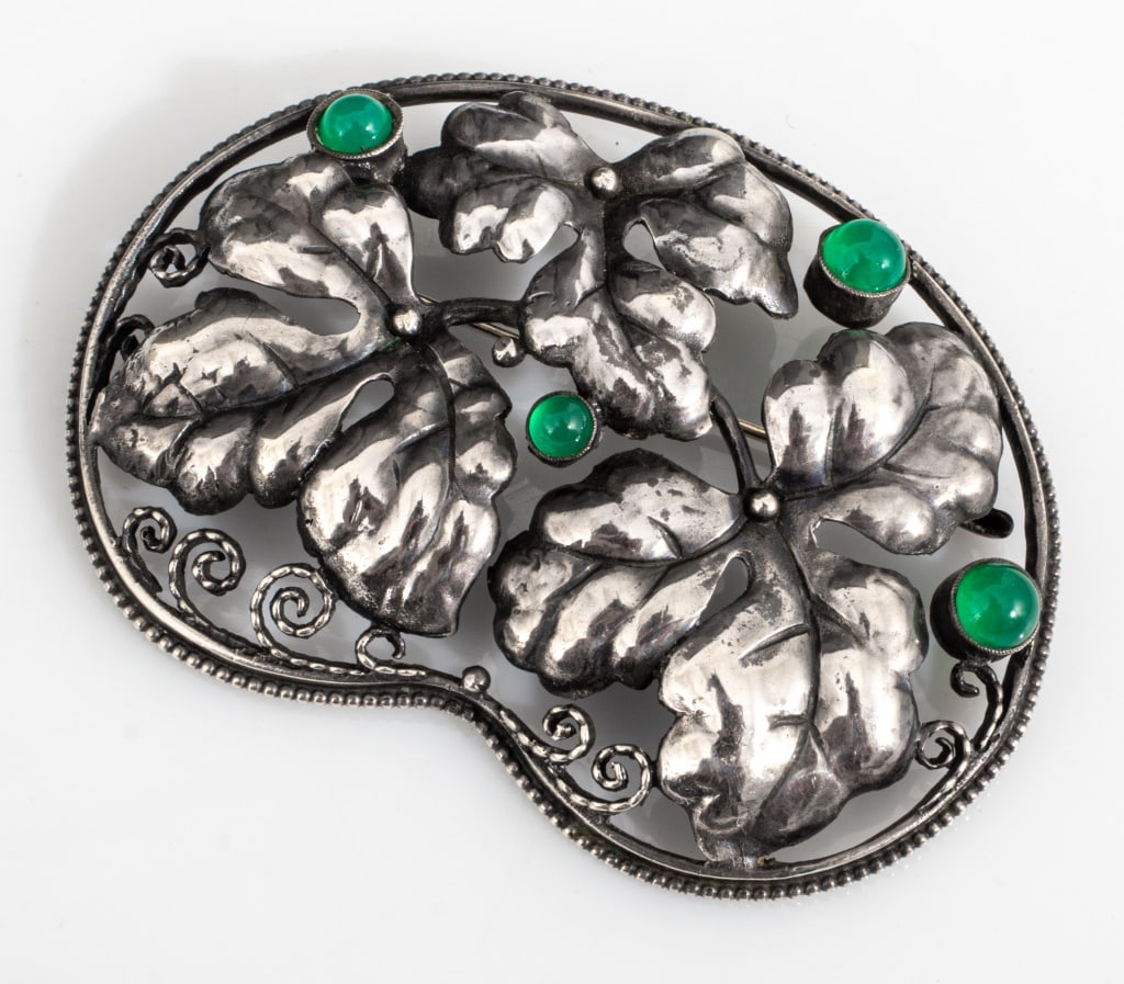 Karst Jugendstil 800 Silver Green Chalcedony Pin (1 of 7)
