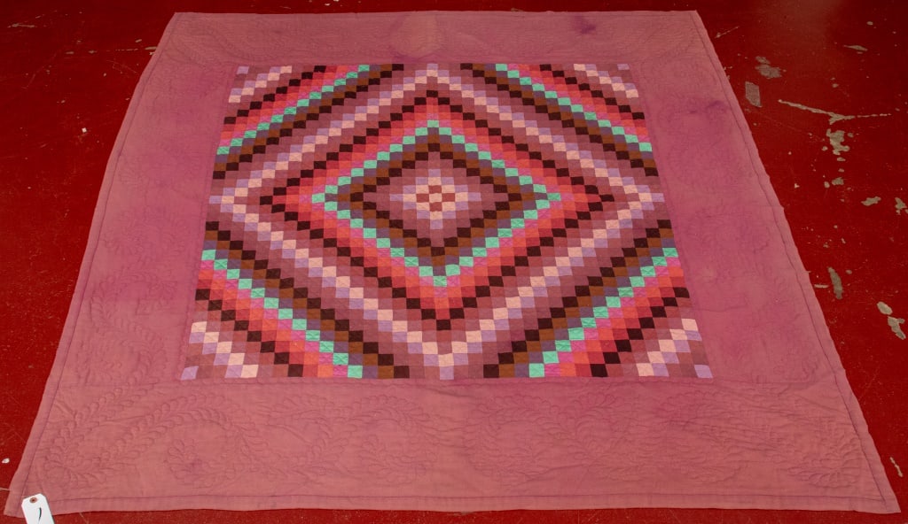 Amish Sunshine and Shadows Patchwork Quilt (1 of 7)