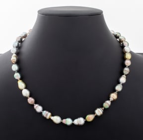 Cultured Pearl Necklace 14K Diamond Clasp