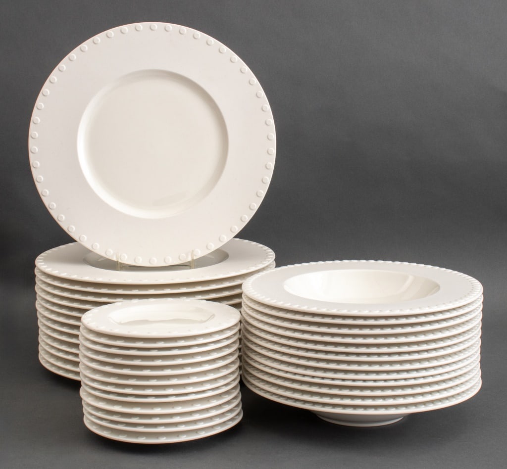 Calvin Klein "Raised Circles" Dinner Set, 37 (1 of 5)