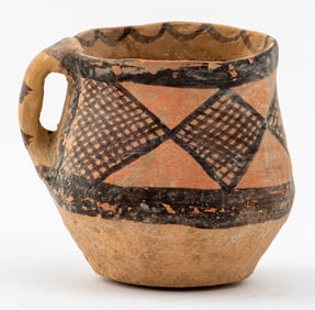 Chinese Neolithic Period Pottery Vessel