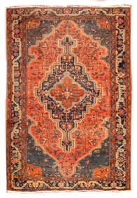 Persian Heriz Rug, 6' 9" x 4' 1"