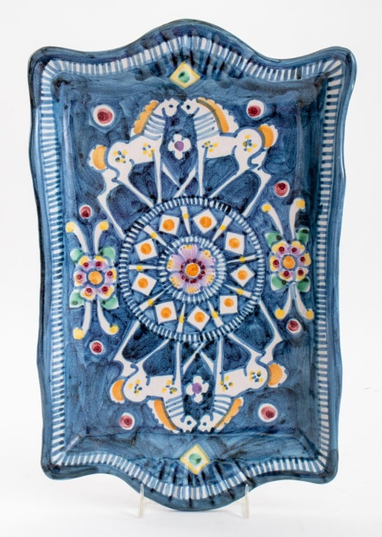 V. Pinto Vietri Italian Majolica Charger: V. Pinto Vietri Italian Majolica Rectangular Charger, with hand-painted horse motif in blue tones, signed to underside. 15" H x 9.5" W. Provenance: From a New York City Collection. Keywords: Ceramic, 