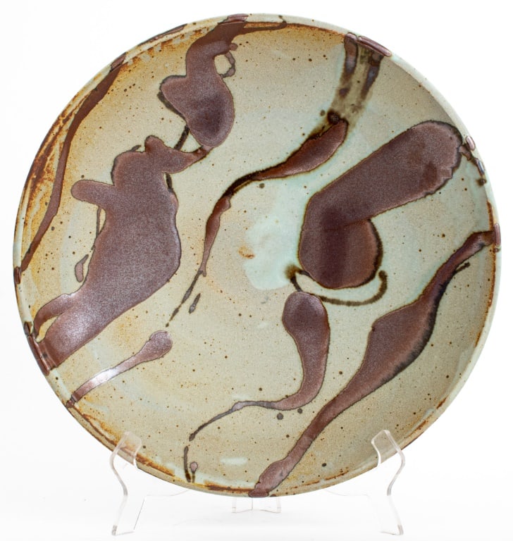 Warren MacKenzie Stoneware Shallow Bowl (1 of 8)