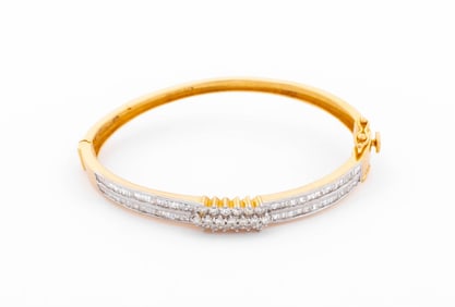 18K Yellow Gold Diamond Bangle