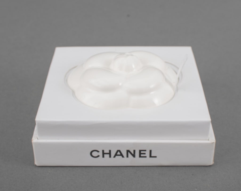 Chanel Camellia Flower Porcelain Paperweight (1 of 5)