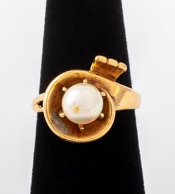 14K Yellow Gold Cultured Pearl Ring