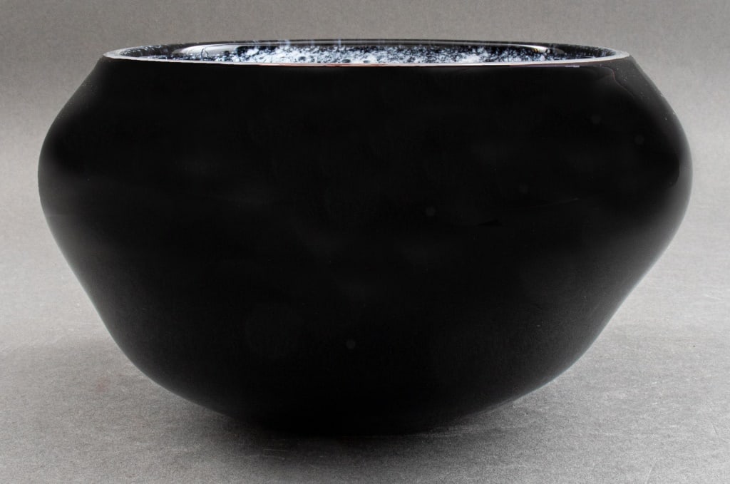 Tony Jojola Islita Pueblo Art Glass Bowl, 1988 (1 of 10)