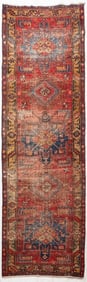 Persian Heriz Runner, 9' 9" x 3' 1' 7"