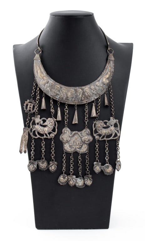 Chinese Hmong Miao Bib Necklace (1 of 5)