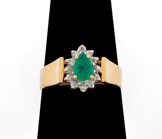 10K Yellow Gold Emerald Diamond Ring