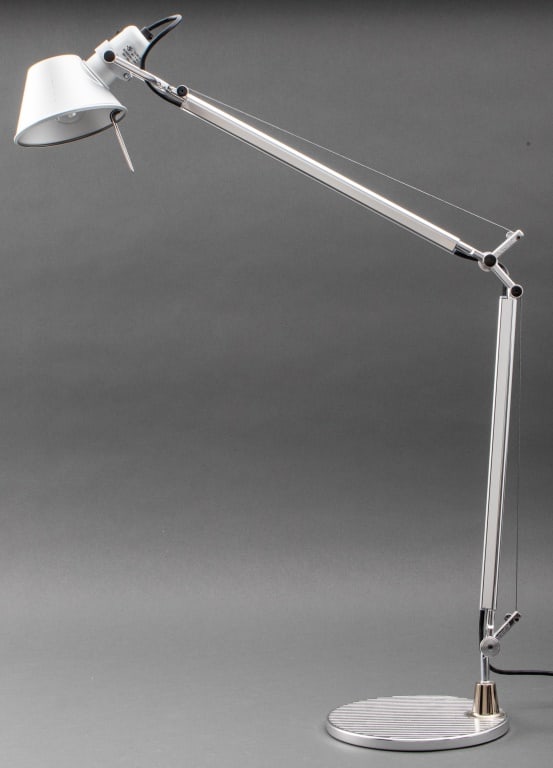 Intertek Postmodern Adjustable Chrome Floor Lamp (1 of 6)