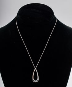 14K White Gold Diamond Drop Pendant Necklace