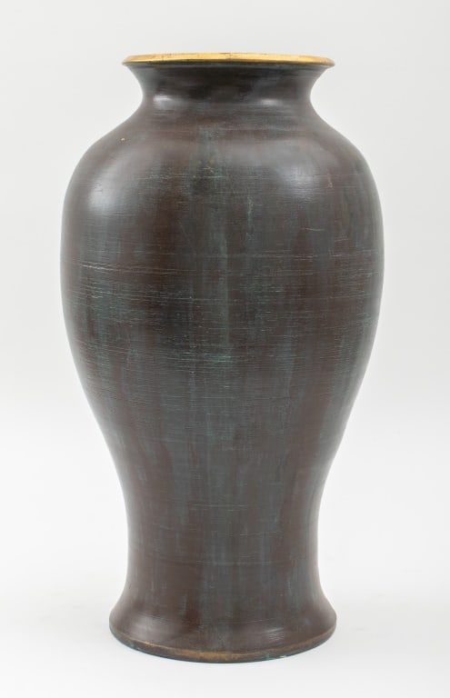 Burts Cason Art Pottery Floor Vase (1 of 5)