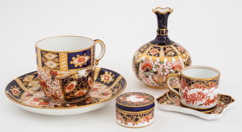Royal Crown Derby "Imari" Porcelain Articles, 8 (1 of 15)